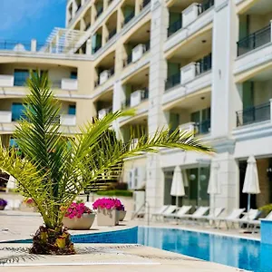 Penelopa Palace Hotel&spa Hotel de apartamente Pomorie